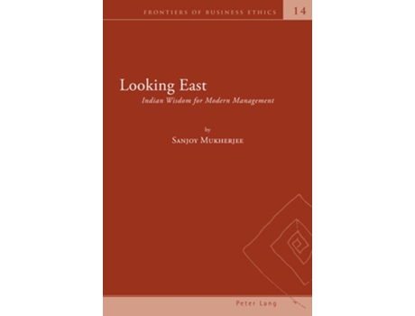 Livro Looking East de Mukherjee (Inglês)