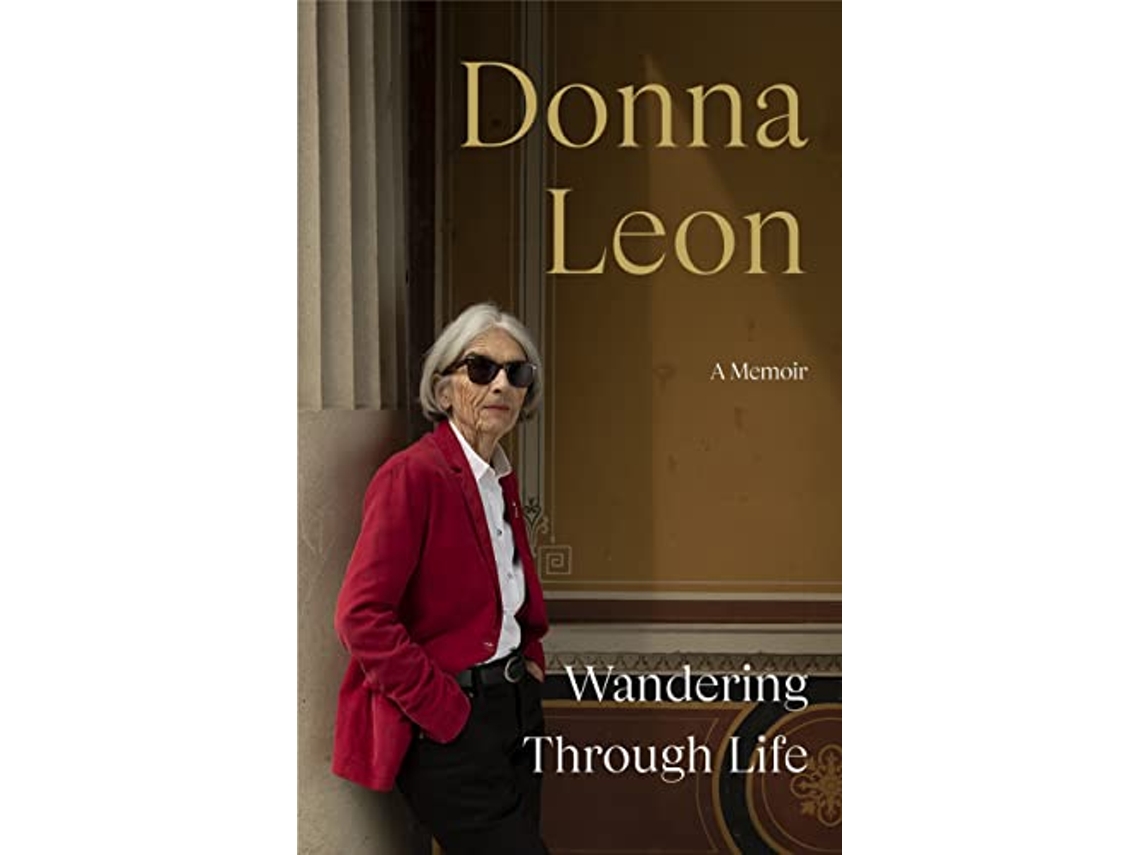 Livro Wandering Through Life de Leon e Donna (Inglês)