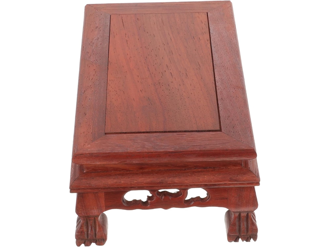 Pequeno Display de Madeira Vermelha Entalhada, com Base Retangular. CHABERLU