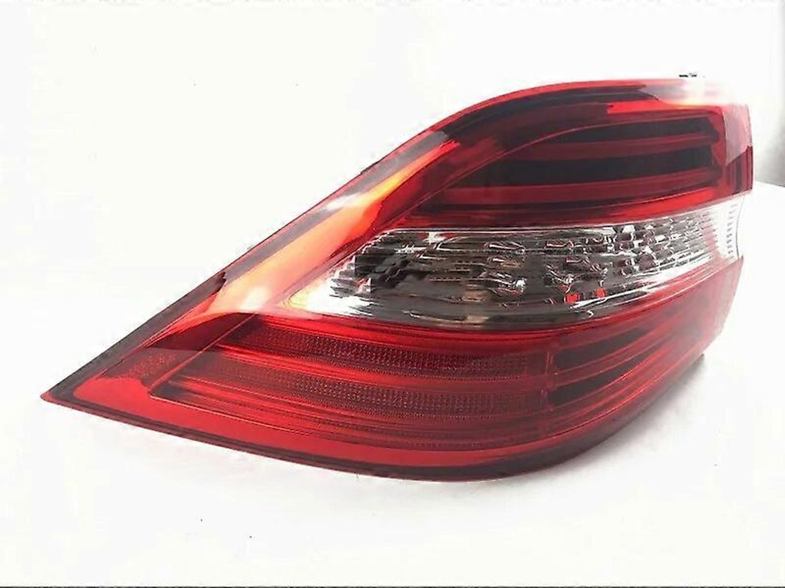 Farol De Freio Traseiro Benz W166 Ml300 Ml500 2012 2013 2014