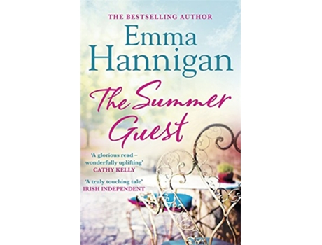 Livro Summer Guest de Emma Hannigan (Inglês)