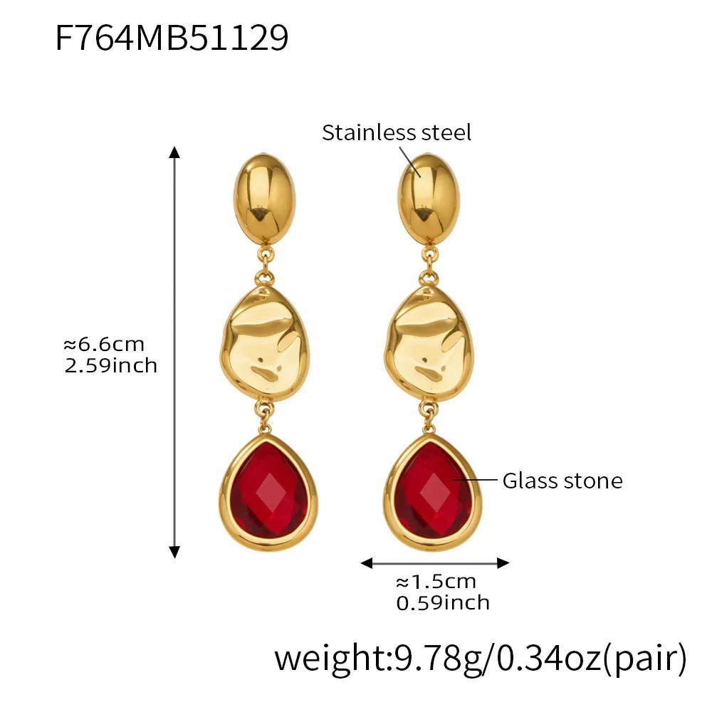 Brincos Em Forma De Lágrima De Vidro Checo (vermelho), Banhados A Ouro De Alta Qualidade Com Acabamento Brilhante.