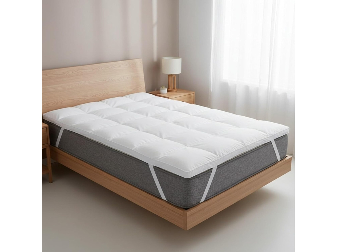 Topper Sobre Colchón Cubrecolchón Tipo Hotel, Cómodo Y Suave para La Piel, Con Diseño Antideslizante, Lavable 800grs COSHANO (150x195cm)