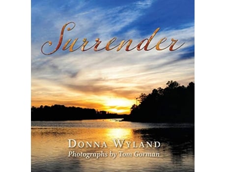 Livro Surrender de Donna Wyland Thomas Gorman (Inglês)
