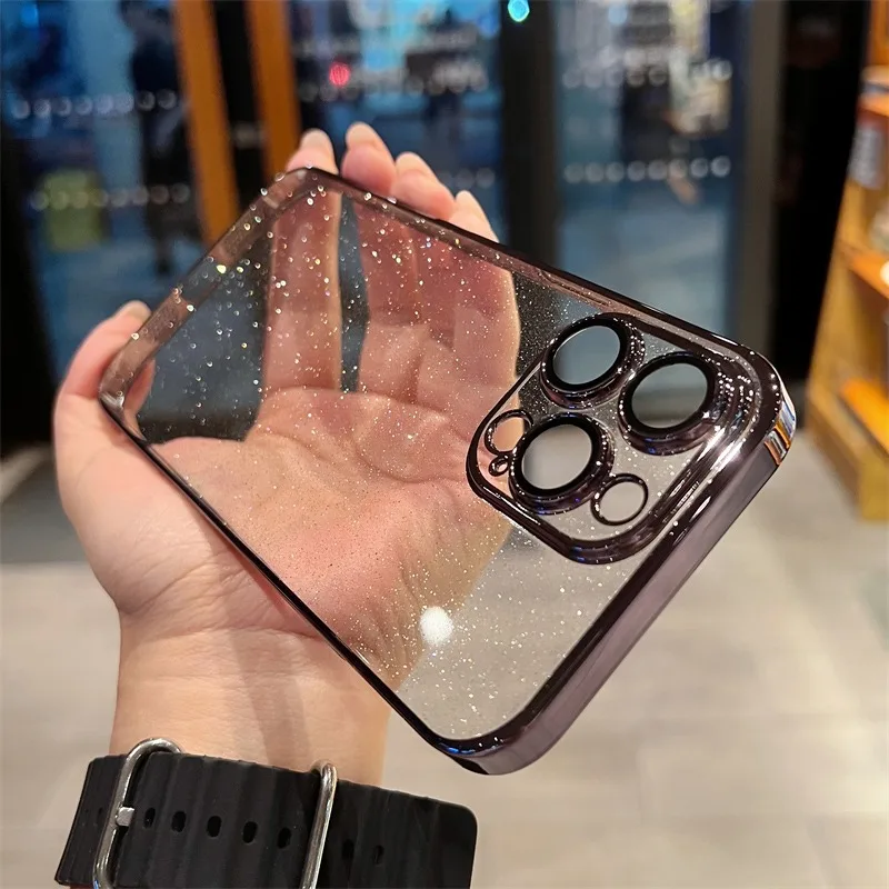 Capa Para Iphone 15 Pro Max Preta, Com Acabamento Eletrogalvanizado E Material Rígido De Policarbonato.