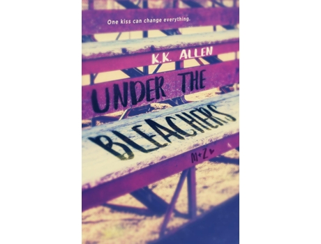 Livro Under the Bleachers de KK Allen (Inglês)