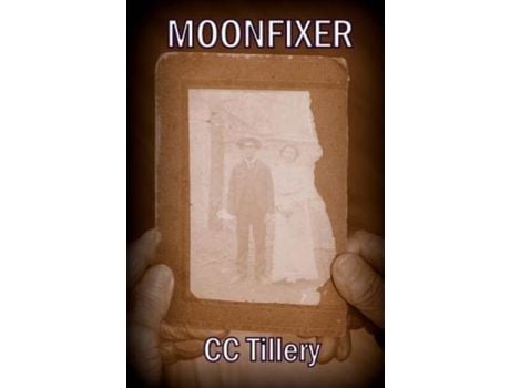 Livro Moonfixer de Caitlyn Hunter ( Inglês )