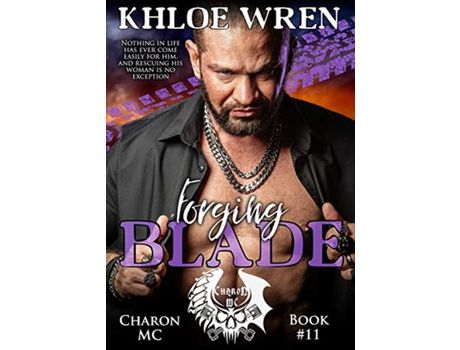 Livro Forging Blade de Khloe Wren ( Inglês )