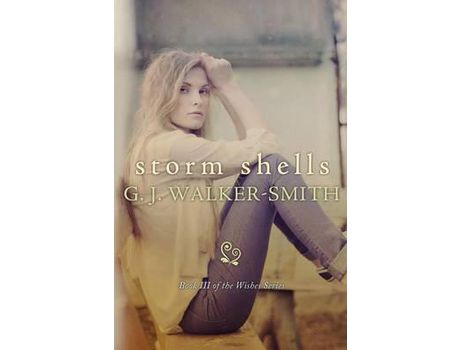 Livro Storm Shells de G J Walker-Smith ( Inglês )