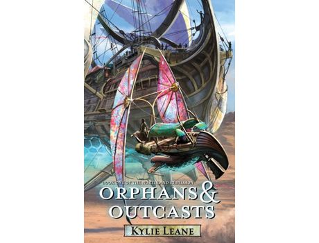 Livro Orphans And Outcasts de Kylie Leane ( Inglês )