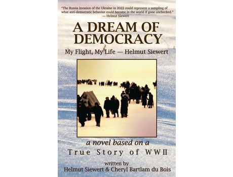 Livro A Dream Of Democracy de Helmut Siewert ( Inglês )