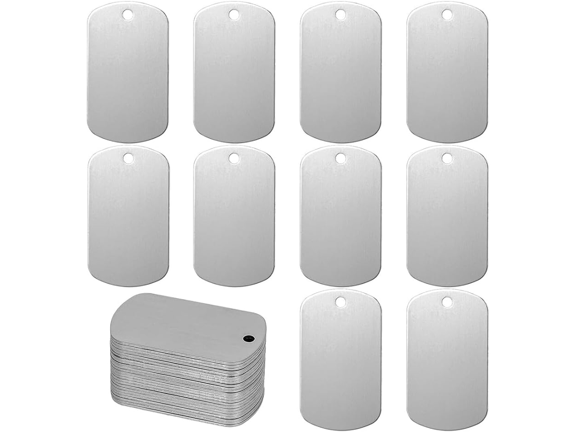 25 Etiquetas Metálicas Estampadas em Branco, Alumínio, Gravadas com Furo SFUSHOS (quadradas)