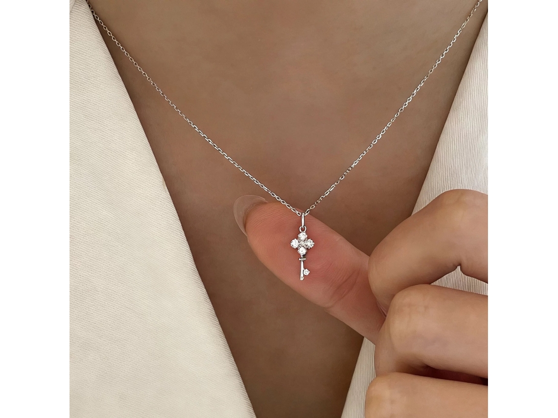 Desvende a Alegria do Seu Coração~ Colar Mini Chave Zircônia em Prata S925, Luxuoso Trevo de Quatro Folhas MDUG (ouro Branco)