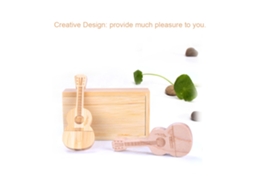 Memória Usb De Madeira Em Forma De Guitarra 64g Pendrive Presente Yvonne