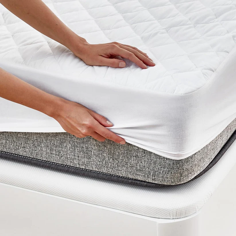 Protector de colchón Antiácaros Acolchado e impermeable blanco para cama de 150 cm