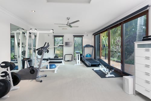 Instalações de equipamentos fitness?