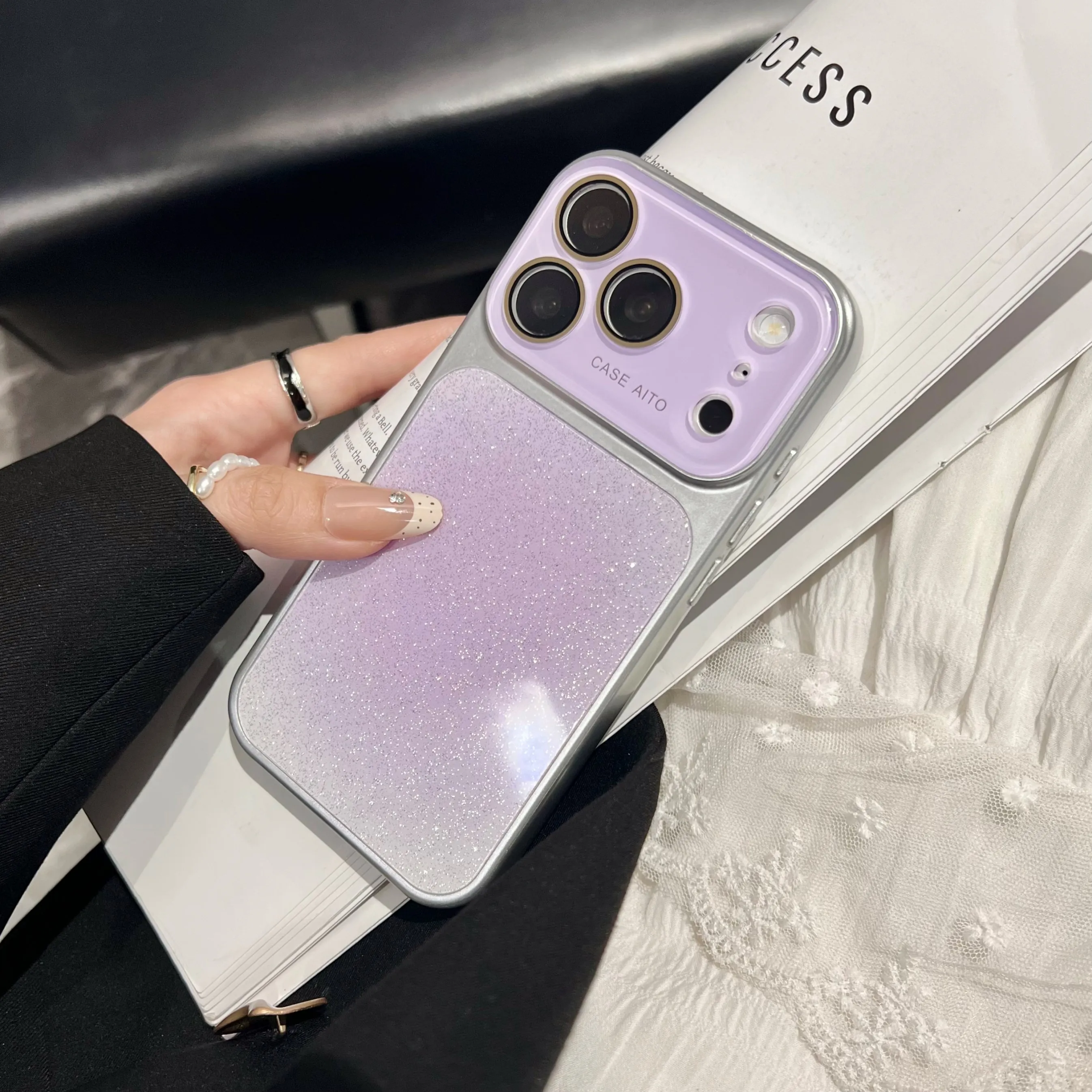 Capa Para Celular (iphone 14) Com Glitter Degradê Colorido, Resistente A Impactos E Com Protetor De Lente De Vidro.