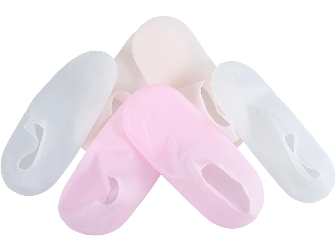 pares de meias de silicone hidratantes e absorventes para cuidados com a pele.