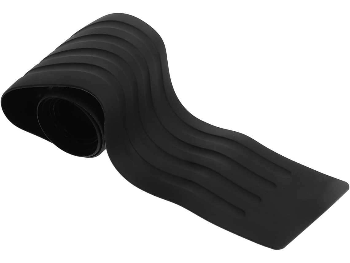 Faixa Protetora Antirriscos Em Pvc Para Para-choque Traseiro Versátil Com Design Elegante.