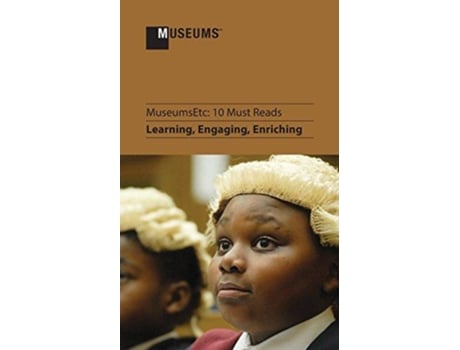 Livro 10 Must Reads Learning Engaging Enriching de John Bull (Inglês)