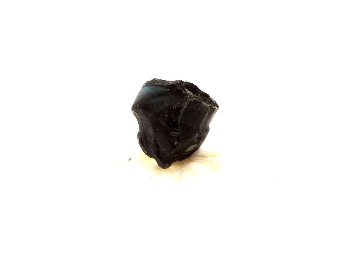 Serendibite Pedra Natural Da Birmânia Ohngaing Mineral Multicolorido Raro Coleção de Gemas 0 42 Ct Certificado de Autenticidade TRENDYFLAIR