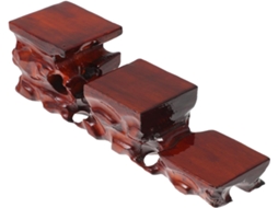 Soporte de madera tallada para tetera antigua, base estable de madera roja para exhibir antigüedades.