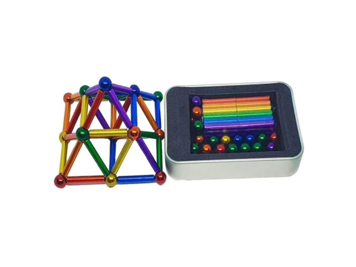 Brinquedo de Blocos Magnéticos Bj com 63 Peças e Caixa de Ferro para Crianças e Adultos: Exercitam a Percepção Espacial