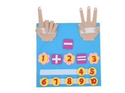 Livro educativo de feltro com jogo Montessori de adição e subtração para crianças.