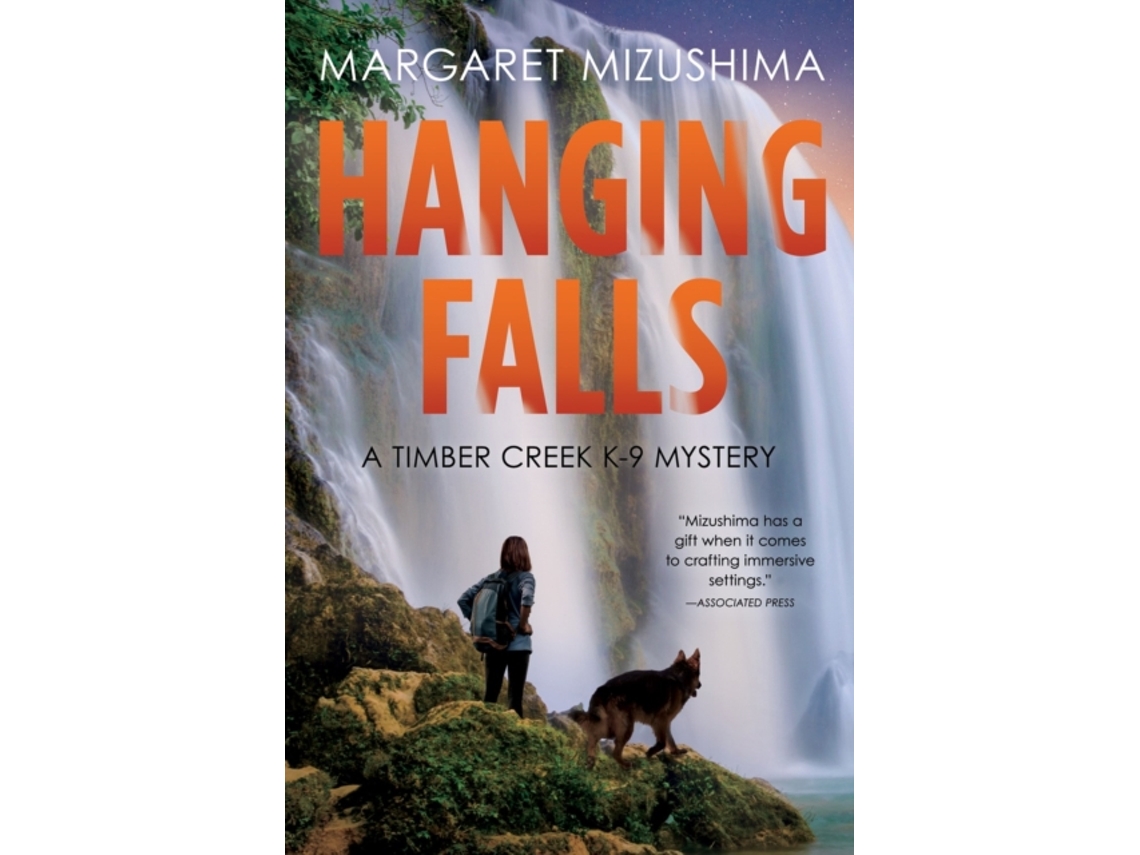 Livro Hanging Falls de Margaret Mizushima (Inglês)