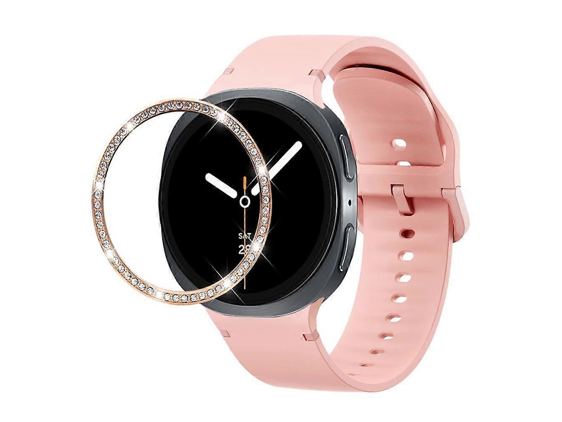 Relógio Com Aro Cravejado De Diamantes E Pulseira De Silicone Costurada Em Cor Sólida.