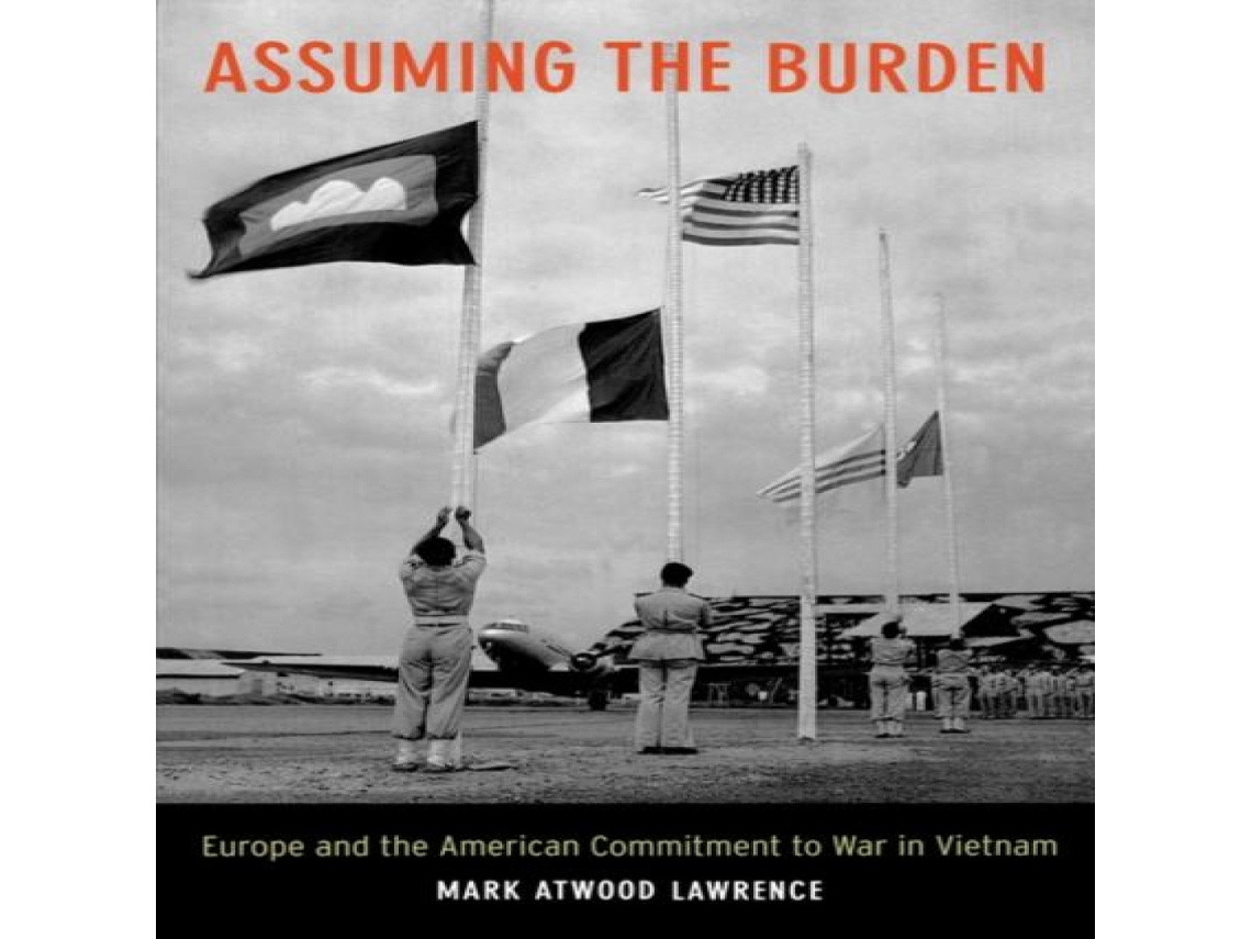 Livro Assuming the Burden de Mark Lawrence (Inglês)