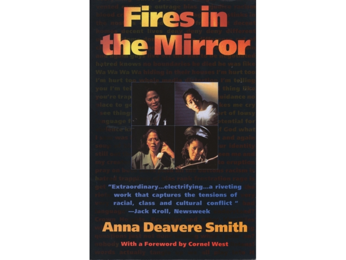 Livro Fires in the Mirror de Anna Deavere Smith (Inglês)