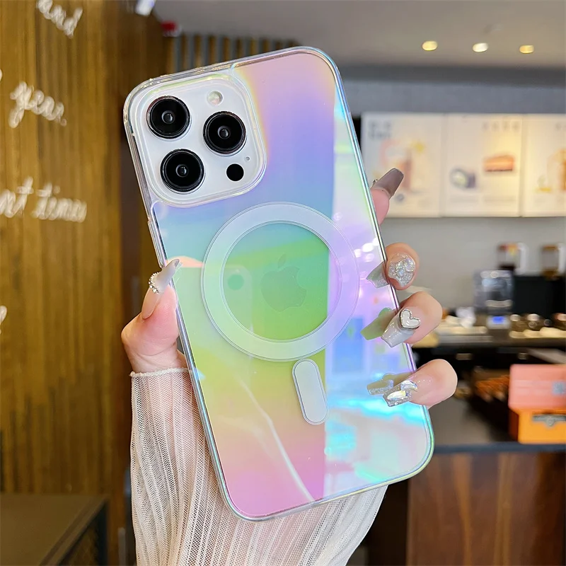 Capa Protetora Para Carregamento Sem Fio (iphone 14 Plus) Com Design Degradê A Laser.