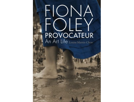 Livro Fiona Foley Provocateur An Art Life de Louise MartinChew (Inglês)