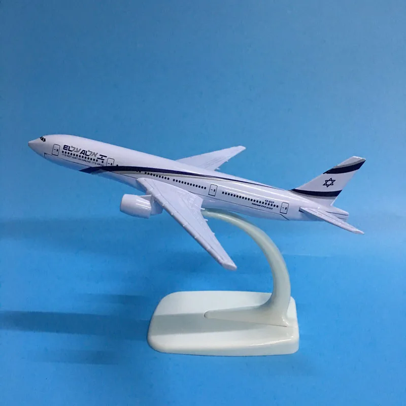Modelo De Avião Boeing 777 Da Planel, Em Metal Fundido.