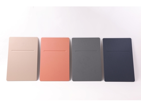 MOUSE PAD WITH HIGH-SPEED WIRELESS CHARGING .