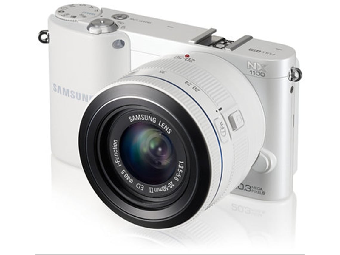 Máquina Fotográfica NX1100 + 20-50mm  (APS-C)