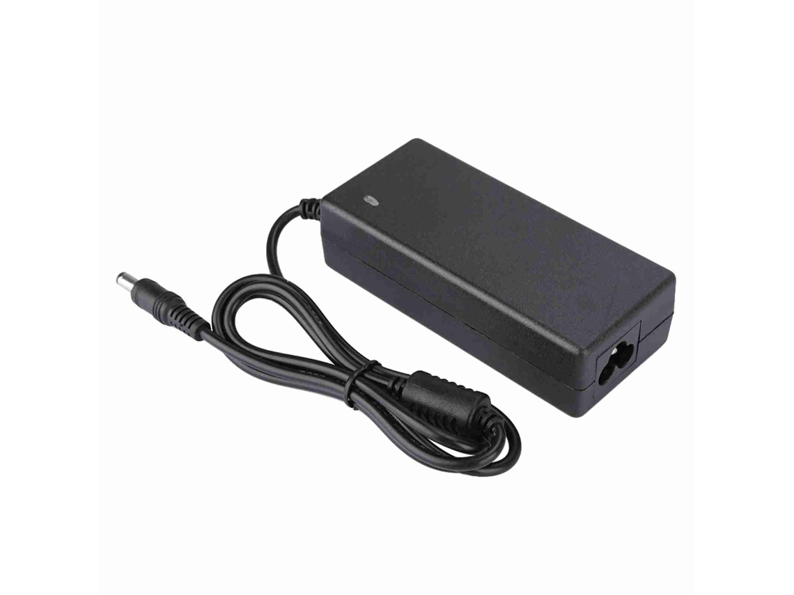 Adaptador de energia Golden Light (60 W, 100-240 V)