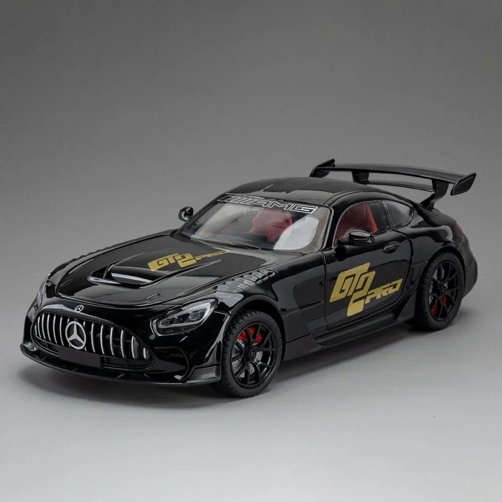 (preto) Escala 1:24 - Modelo De Carro, Feito De Liga Metálica Fundida, Com Movimento Livre, Efeitos Sonoros E Luminosos.