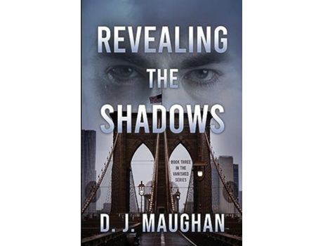 Livro Revealing the Shadows A thrilling detective story de DJ Maughan (Inglês)