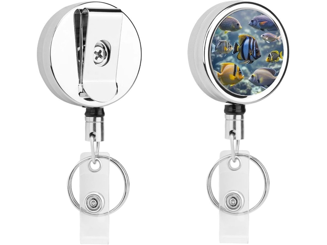 Porta Crachá Retrátil Compacto E Leve Em Metal Com Diversos Formatos De Peixe, Clipe E Chaveiro Decorativo Ideal Para
