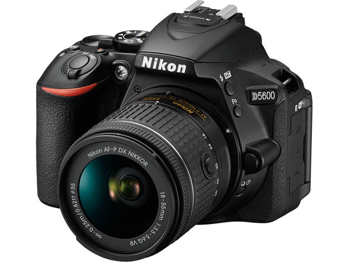 Kit Máquina Fotográfica Reflex CANON EOS 200D + EF-S 18-55mm f/3.5-5.6 III (24.2  MP - Sensor: APS-C - ISO: 100 a 25600)