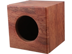 Subwoofer Para Carro, Caminhão Ou Veículo Com Design Em Madeira Listrada E Acabamento Liso Para Otimizar A Qualidade Do Som.