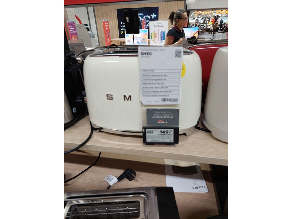 Torradeira SMEG TSF01CREU (Outlet Grade A - 950 W)