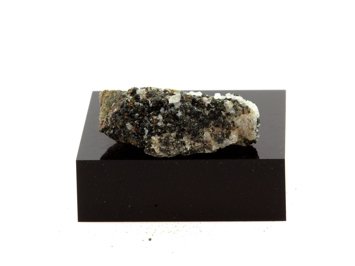 Embrechite Pedra Natural Do Canadá Grenville Rocha de Metamorfismo Regional Não Foliada Mineral Colecionável 25 0 Cts Certificado TRENDYFLAIR