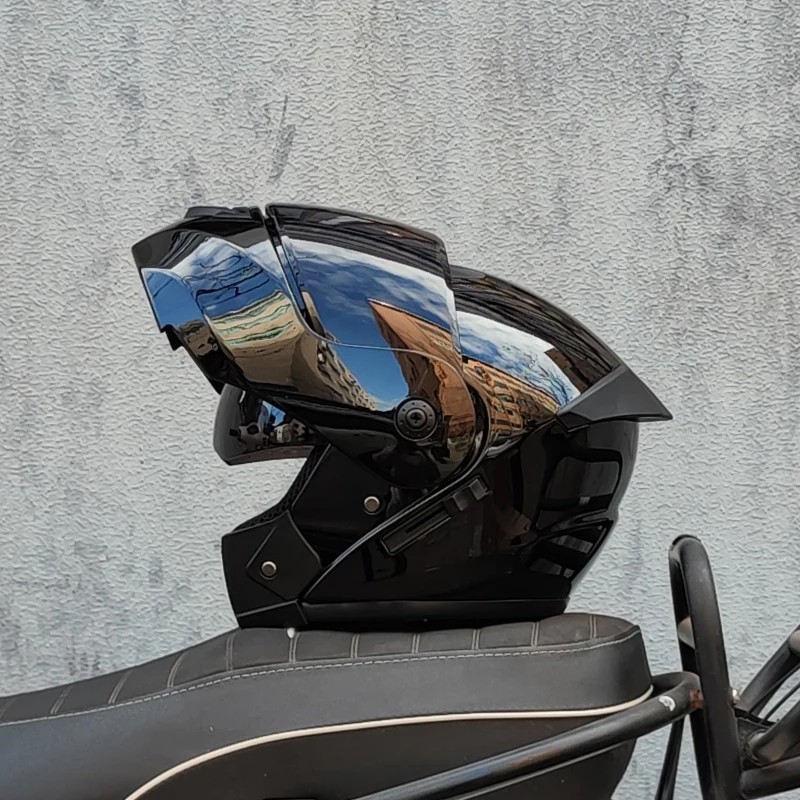 (s) Capacete Flip Para Motocicleta Com Certificação Dot Mais Recente E Viseira Integrada.