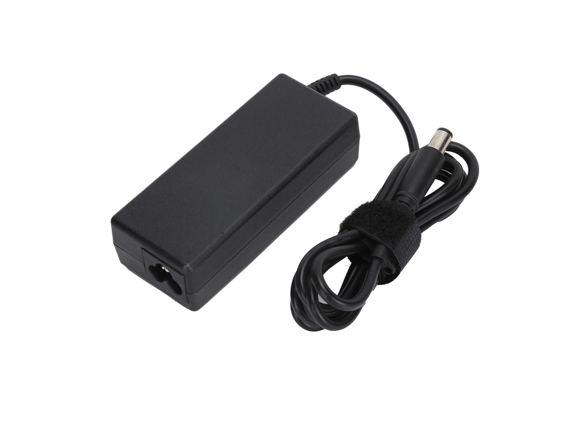 Adaptador De Energia (fornece Energia Estável De 65w Para Laptops Hp)
