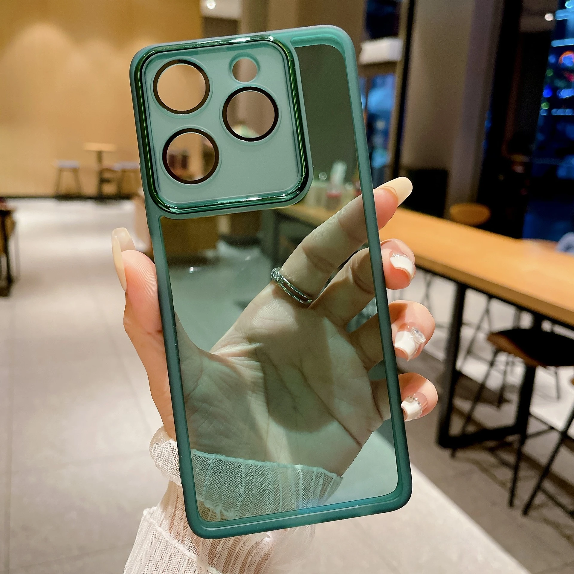 (verde, Motorola Moto G05) Capa Protetora De Silicone Macio E Transparente Com Proteção Para A Câmera E Absorção De Impacto.