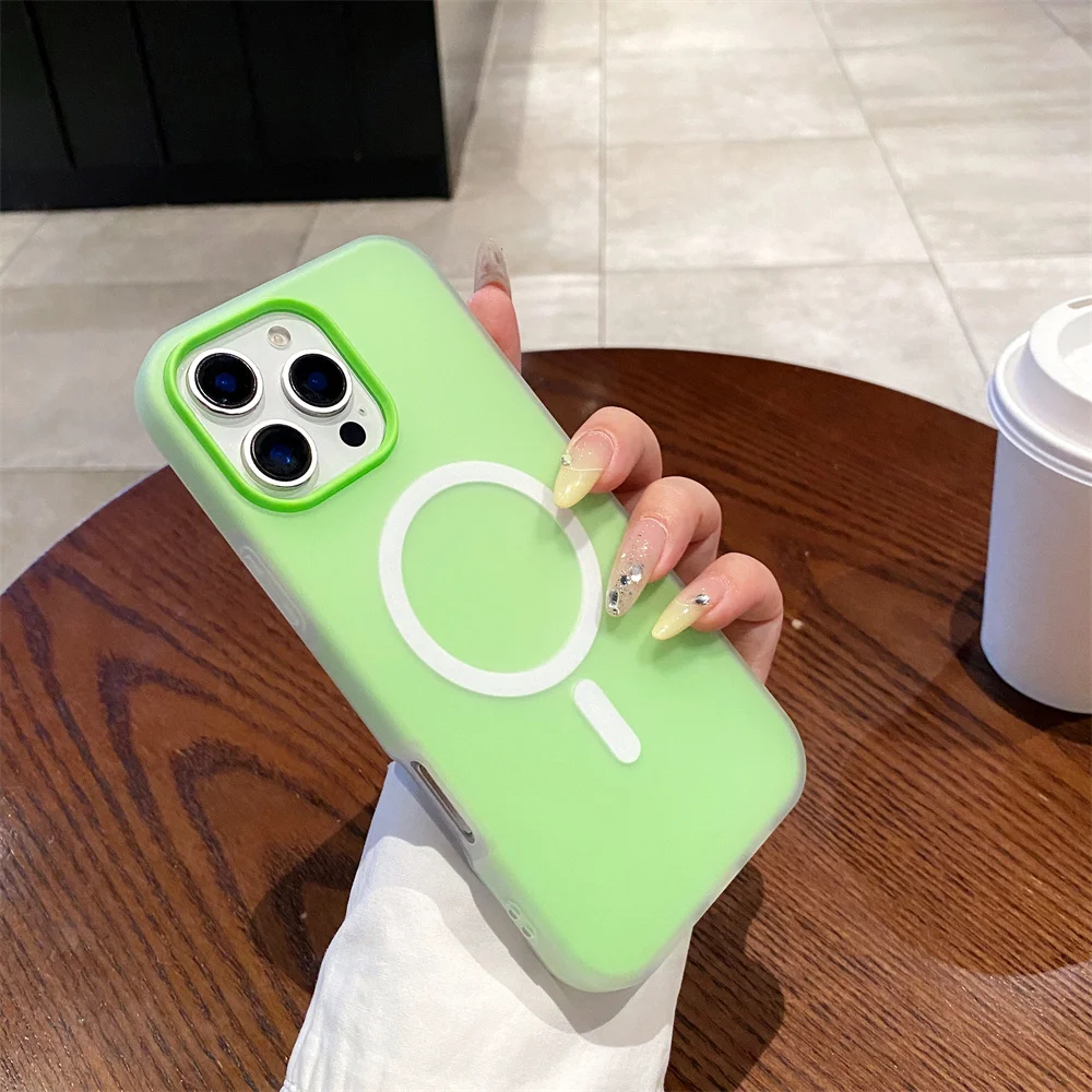 Capa Fosca Para Iphone (iphone 16, Verde) Com Carregamento Sem Fio Magsafe E Proteção Magnética.