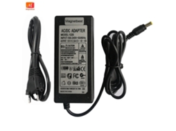 Adaptador de energia - Cinza escuro com cabo